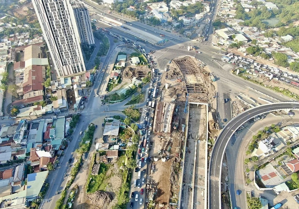 Hầm chui cửa ngõ phía Đông TP.HCM thông xe đầu năm 2026
